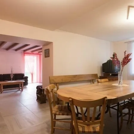 House Louis Marius