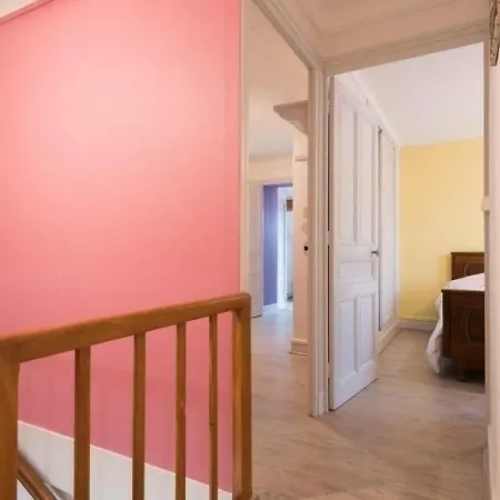 House Louis Marius Dom wakacyjny *