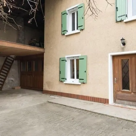 Dom wakacyjny House Louis Marius *