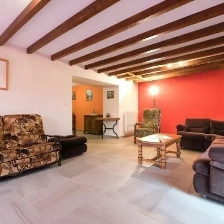 House Louis Marius Dom wakacyjny *